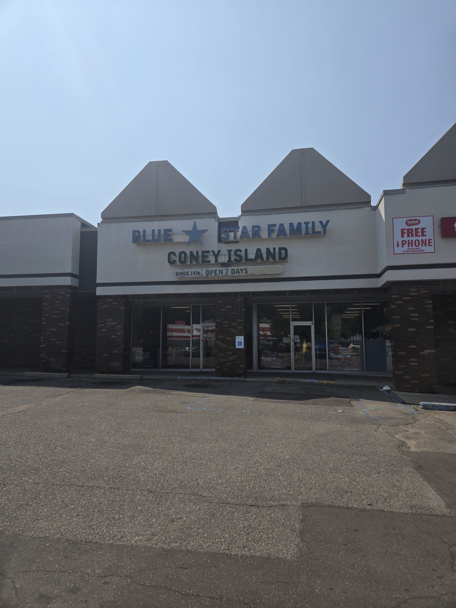 Blue Star Family Coney Island in Pontiac
