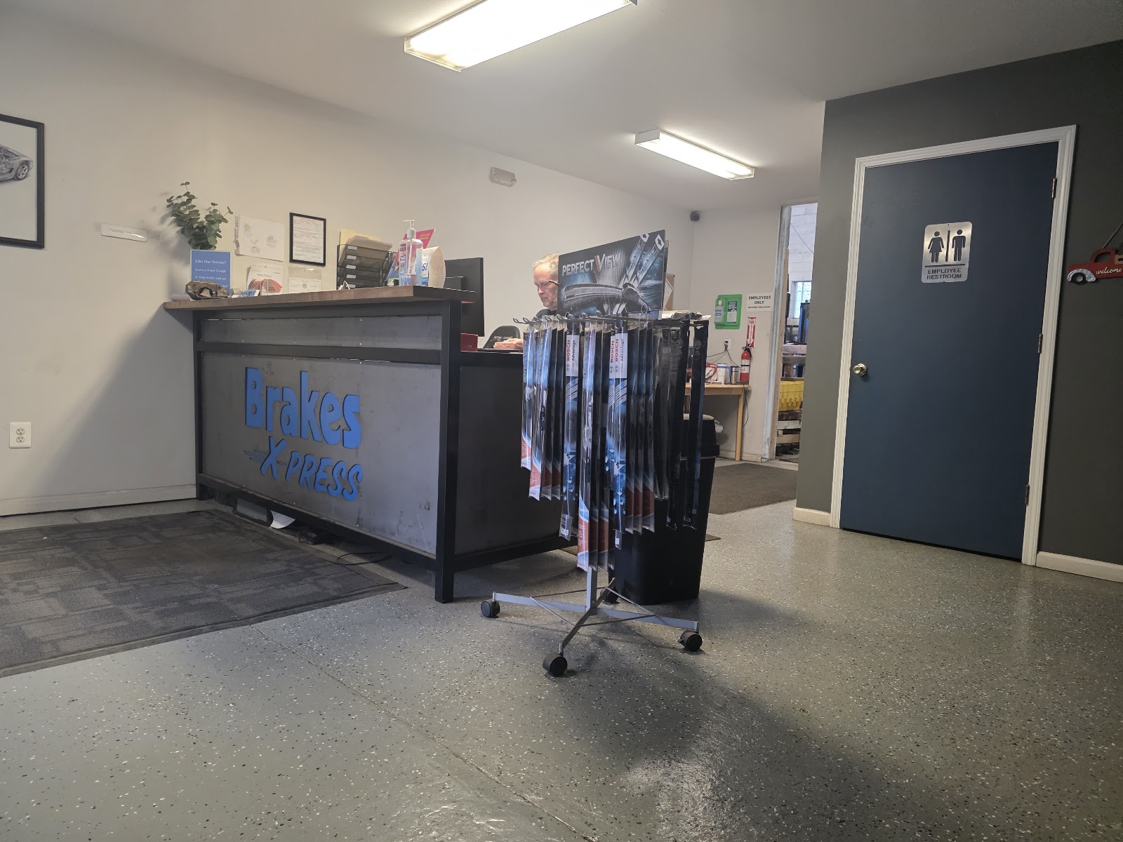 Brakes Xpress And more Pontiac — photo