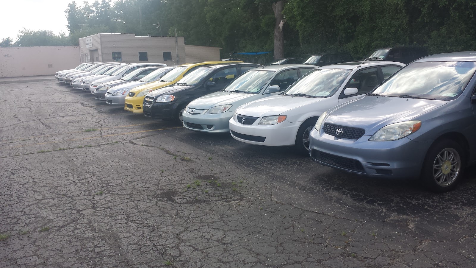 D & D Car Company in Pontiac