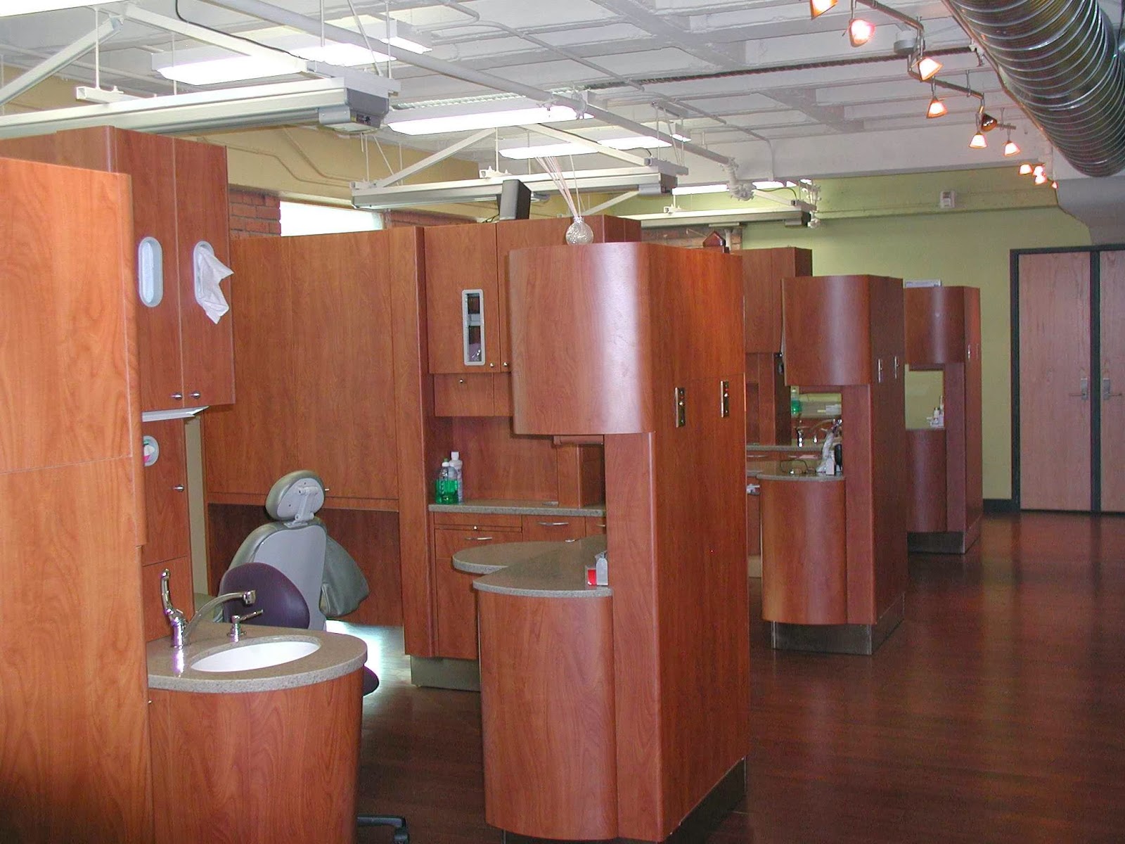 Dental Arts Company: Jeff Martin, DDS in Pontiac