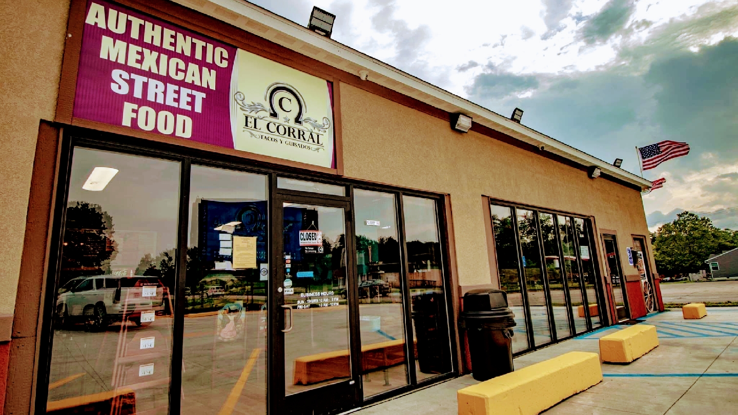 El Corral Tacos y Guisados in Pontiac
