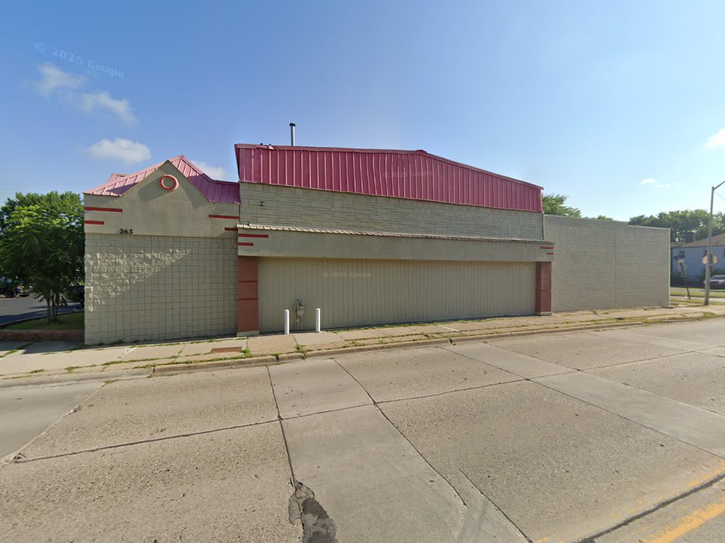 Five Brothers Market in Pontiac