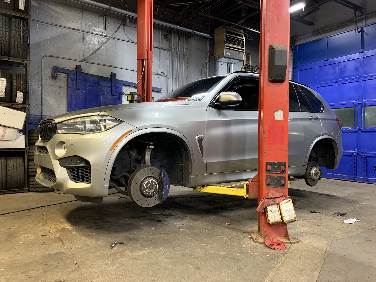 Jimenez Tire & Motor Mart in Pontiac