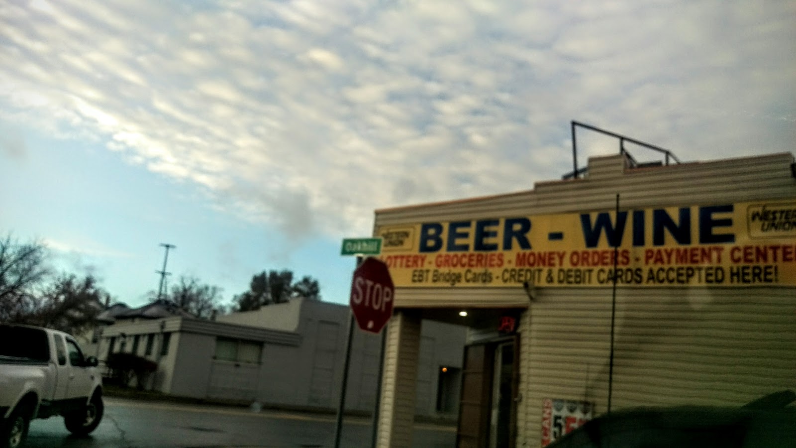 Marco Food Market in Pontiac