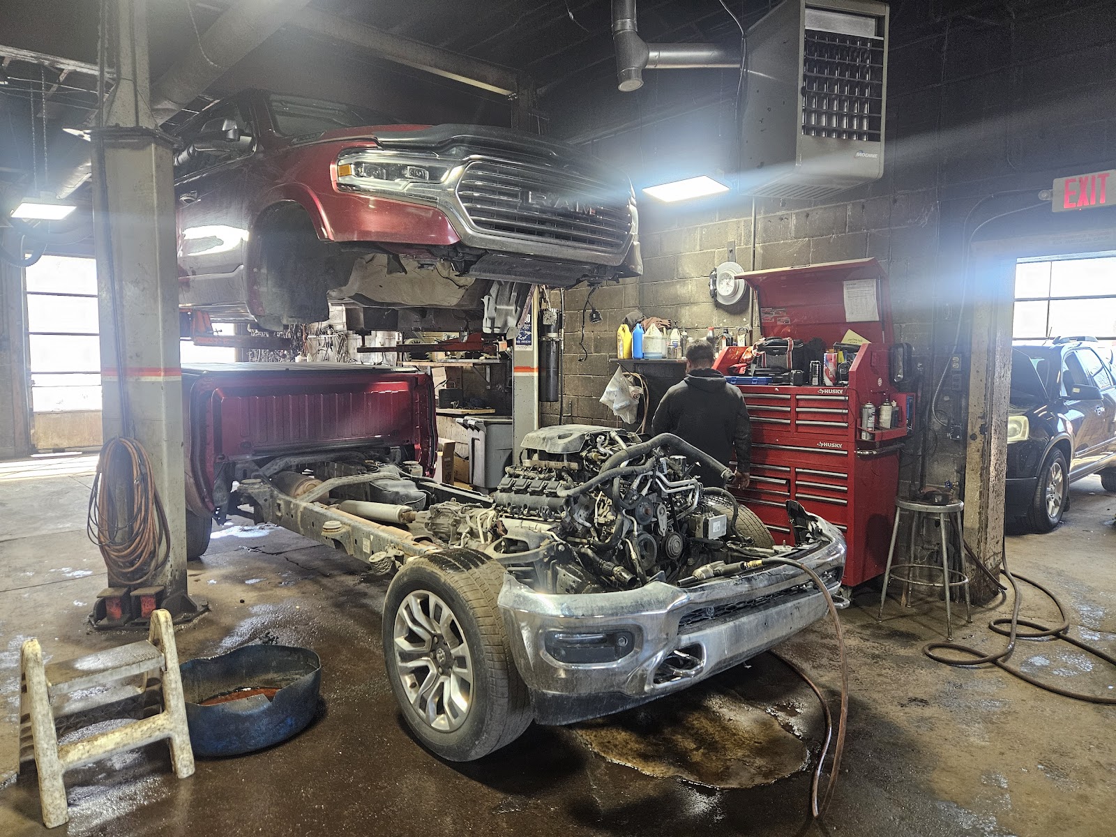 Perry Street Auto Service LLC — photo