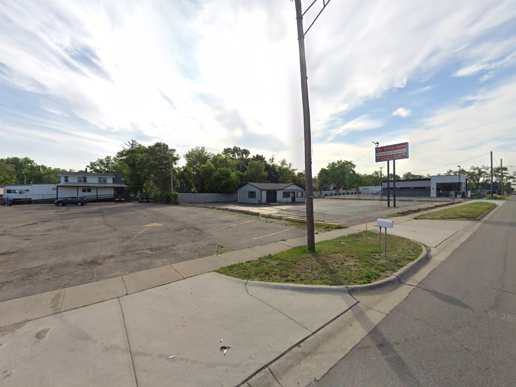 Phantom Motors in Pontiac